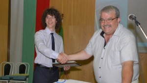 Момчил Молнар е първенецът на Математическата гимназия