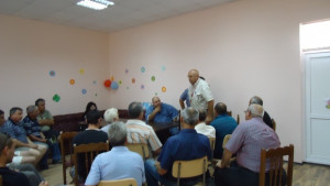 Собственикът на Берета Трейдинг се срещна с работниците от взривилите