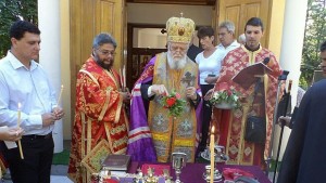 Осветиха нов храм в сСелановци