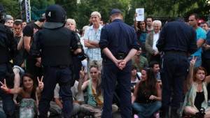 Контрапротест затваря центъра на столицата