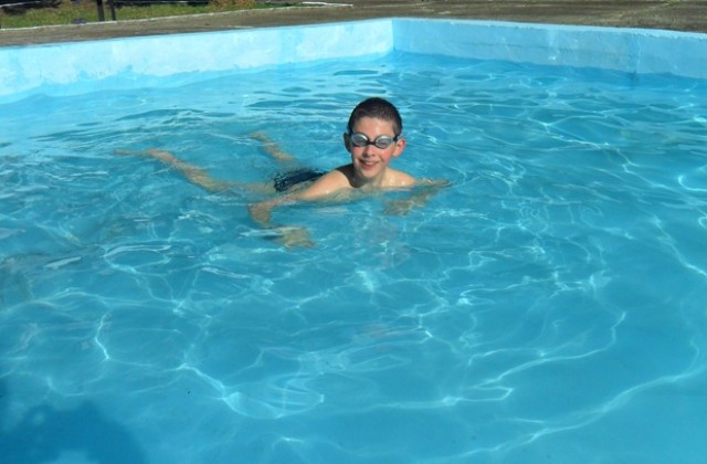 Засилен контрол на басейните през летния сезон