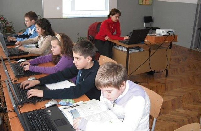Лятно училище за деца организират в Сандански