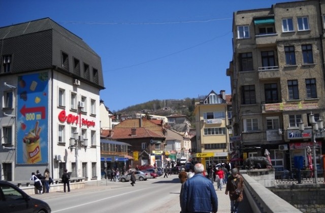 611 лв. средна работна заплата в областта