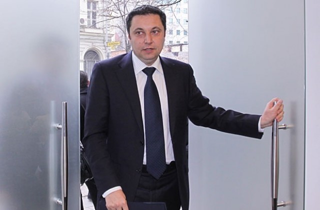 РЗС ще сезира прокуратурата за проекта за Аврам Гачев