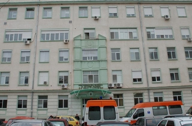 Мъж паднал от високо, докато краде и дете, блъснато от кола се приети в болницата в Сливен