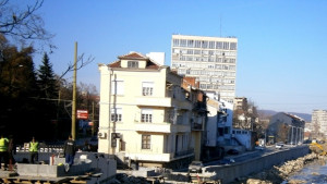 В реконструкцията на Аврам Гачев вложени 1 658 325 лв