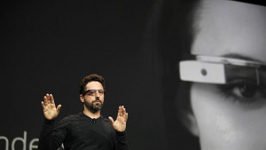 Google представи очила с вградена камера и интернет