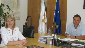 Караджова Законът за отпадъците е морковче и тояга за общините