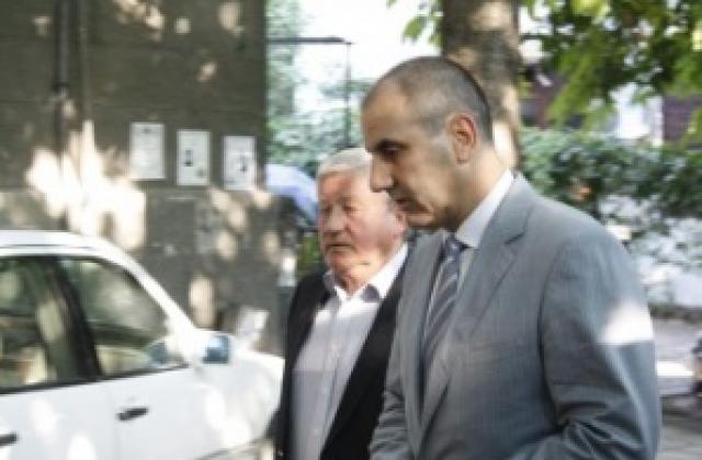 Павел Димитров се оттеглил заради умората и нагласите сред съпартийците