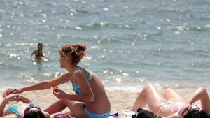 Над 40 градуса температури прогнозират синоптиците през юли