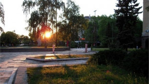 В Димитровград монтират стара статуя на вожда Георги Димитров