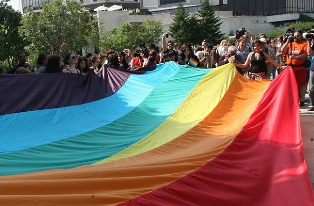 Очакват 2000 души да се включат в „София прайд”, предават парада в интернет