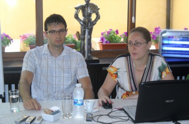 9 шивашки фирми се обединиха за международния пазар