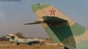Самолетът МИГ 17 Ф е в Авиобаза Безмер