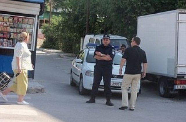 Тежко остава състоянието на пострадалия при взрива в Сандански