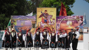 Фолклорна група Детелини Сливен с престижни награди