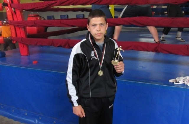 Великотърновски талант стана вицеевропейски шампион по бокс
