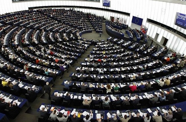 Европейският парламент отхвърли споразумението ACTA