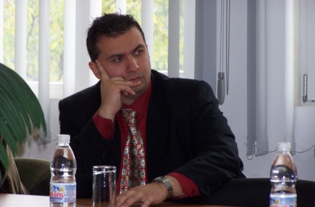 Запалиха колата на бившия зам.-кмет Ганчо Колаксъзов