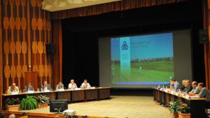 ВлУручев Разговорът за ядрената енергетика е труден