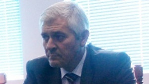 Др Ваньо Шарков ще гласува в Свищов иска единна десница