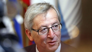 ЖанКлод Юнкер ще е председател на еврогрупата още две години