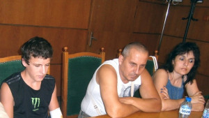 ПрофСтойков срещна родителите на 17годишния велосипедист с медиите
