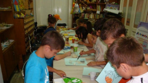 Продължава лятното екоучилище в библиотеката