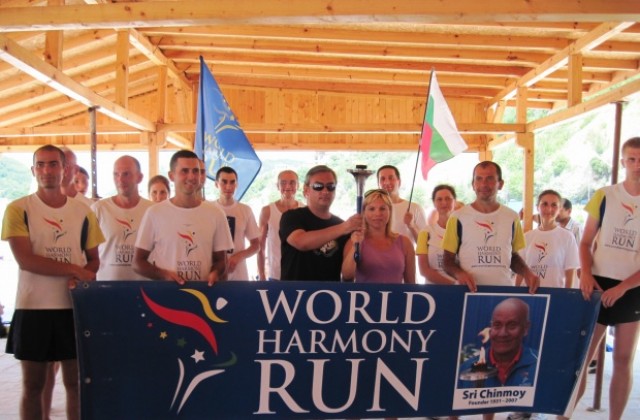Световният пробег на хармонията премина през Каварна и Балчик