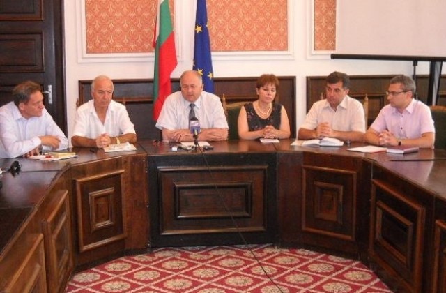 Ремонтират улици  в Сливен с имена на личности и места, свързани с
