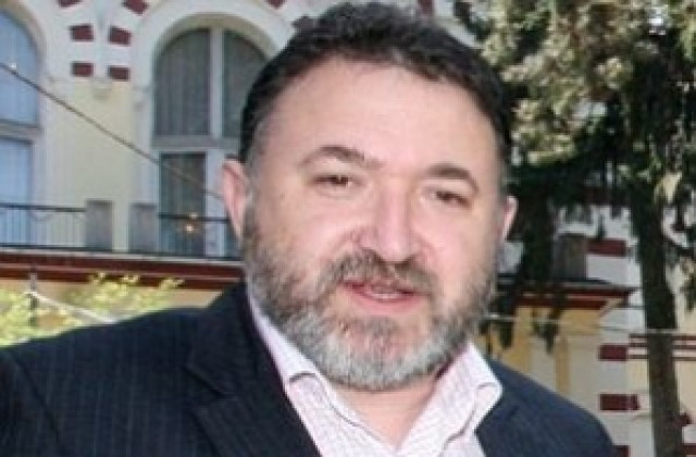 Емил Кабаиванов спечели вота за лидер на СДС