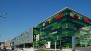 Град на летните намаления изкушава с отстъпки до 70