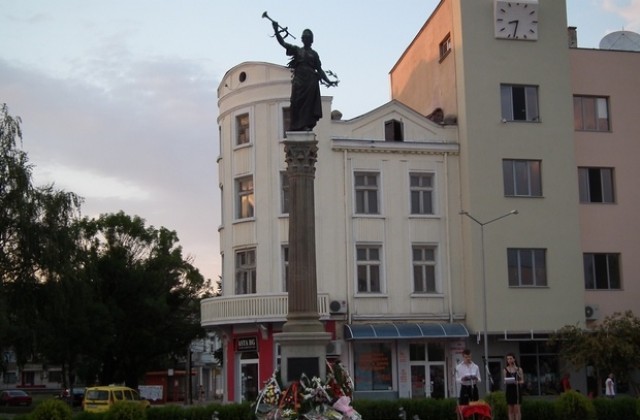 Севлиево отбеляза 135 години от Освобождението