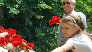 Поклонение и документална изложба за 175 г от рождението на