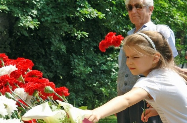 Поклонение и документална изложба за 175 г. от рождението на Левски