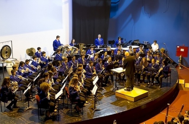 Отложиха концерт на израелски музиканти във Велико Търново
