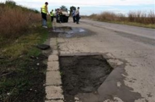338 000 лева влагат в Търговище в ремонти на общинската пътна мрежа