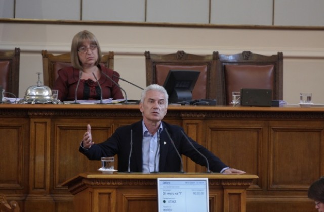Волен Сидеров предлага Борисов да подаде оставка преди вота на недоверие