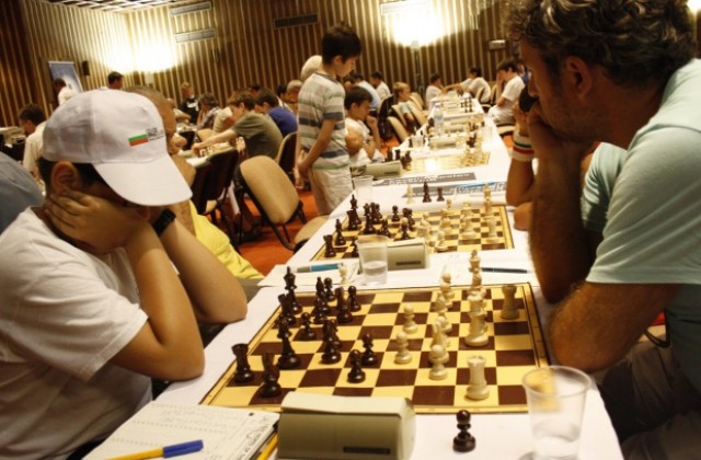 Иван Чепаринов спечели силния открит турнир „Варна“