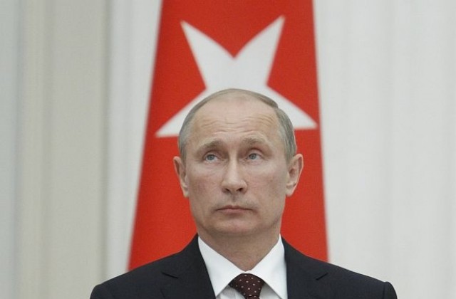Путин подписа закона, определящ НПО-та за „чужди агенти