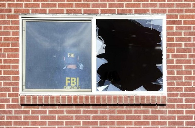 Обезвредиха експлозивите в дома на масовия убиец от Колорадо