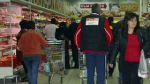 Търговски вериги премахват проблемни клаузи в договори с доставчици