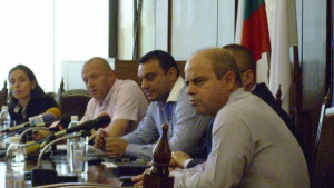 Общината ще получи летище Русе и Музея на транспорта обеща