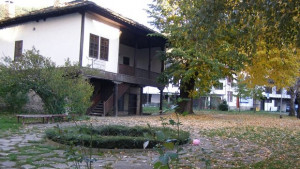 Слънце и дъжд