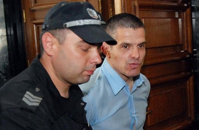 Съдът отложи процеса срещу Брендо за октомври