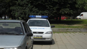 Задържаха семейна двойка за кражба на бижута в София