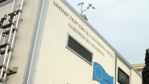 Регистрираха наднормено запрашаване във Варна