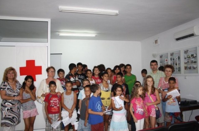 Програмата Ваканция 2012 продължава