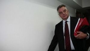 Андрей Делчев Повишеното търсене и истерията около Иран дърпат цените