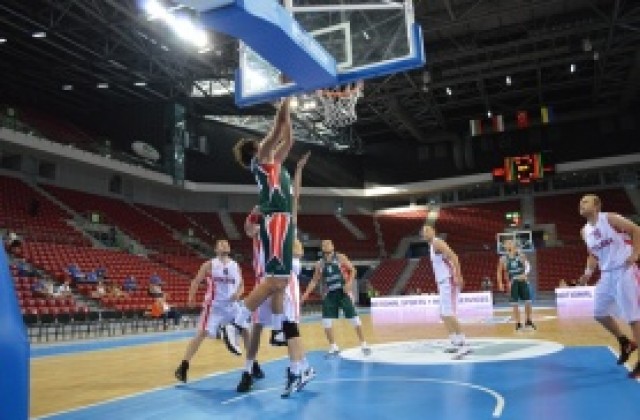 СНИМКИ: България се опъна и на Полша, но пак падна